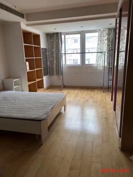 城市花园精装好房1房/1厅/1卫朝南45平米98万