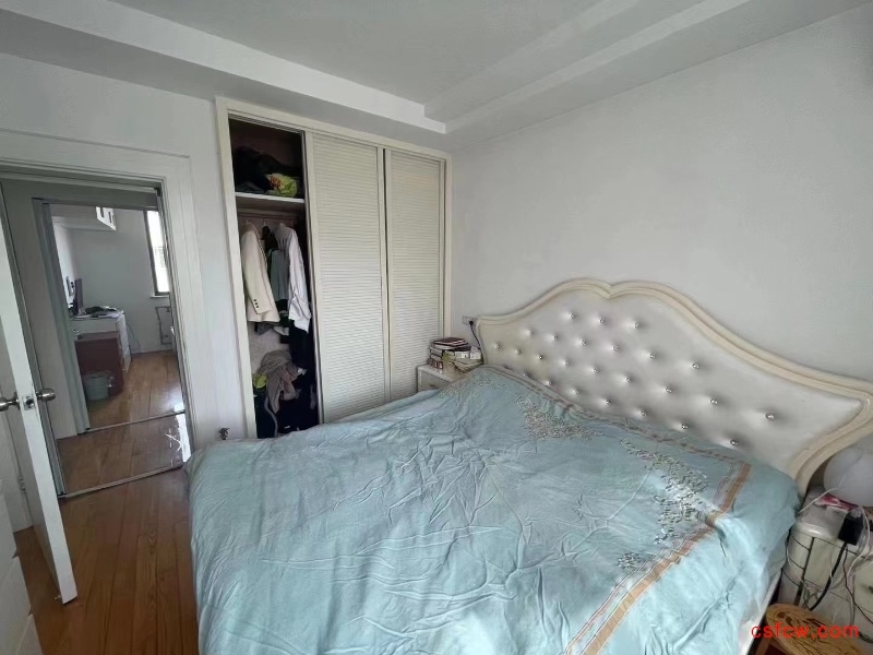 五星六区精装好房3房/1厅/1卫朝南88平米148万