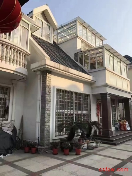 金枫花园精装好房5房/3厅/3卫朝南250平米588万