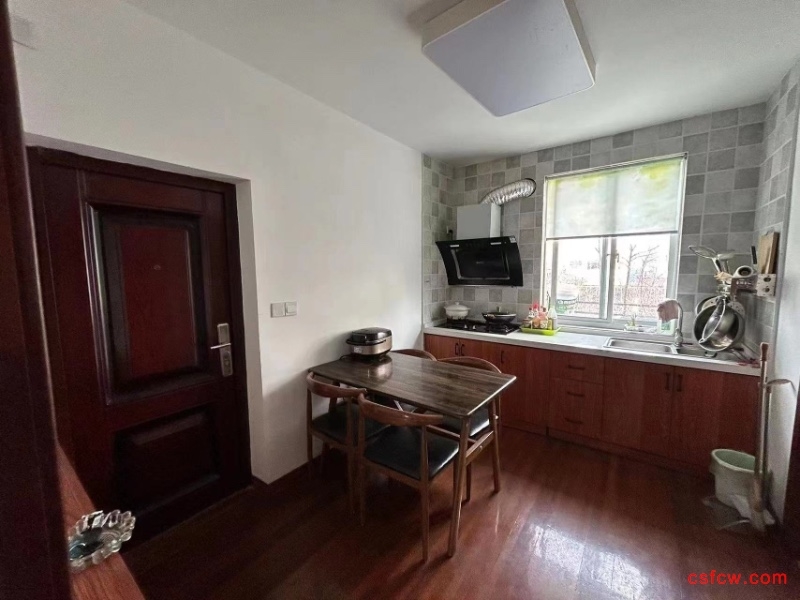 颜港三弄（里颜港）精装好房1房/1厅/1卫朝南44平米60万