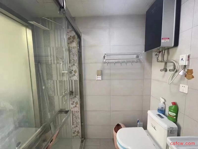 明日星城日锦园精装好房4房/2厅/2卫朝南183平米185万