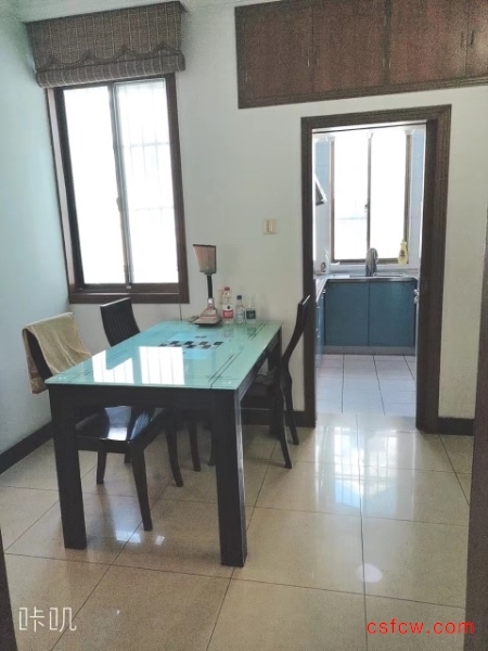 虞园新村精装好房2房/2厅/1卫朝南66平米135万