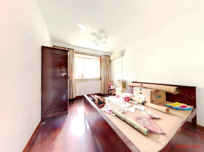 双实验！泰慈苑4层半顶带阁174平精装5房3卫带朝南晒台有车库25万