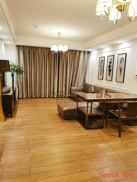 信一隆庭豪装好房3房/2厅/2卫朝南143平米208万