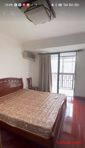 虞山国际花园毛坯好房5房/2厅/3卫朝南216平米268万