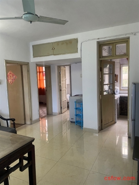 虞园新村简装好房2房/2厅/1卫朝南65平米1100元/月