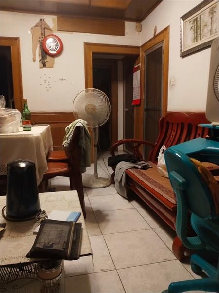 虞园新村简装好房2房/2厅/1卫朝南65平米148万