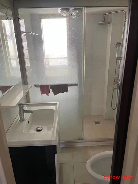 泰慈苑，177平，顶带阁，精装，5房2卫，有铭额，180万