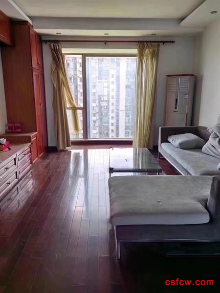 世茂一期带车位