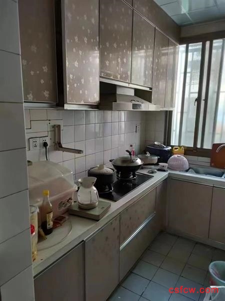 甸桥一区好房3房/1厅/1卫朝南75平米2200元/月