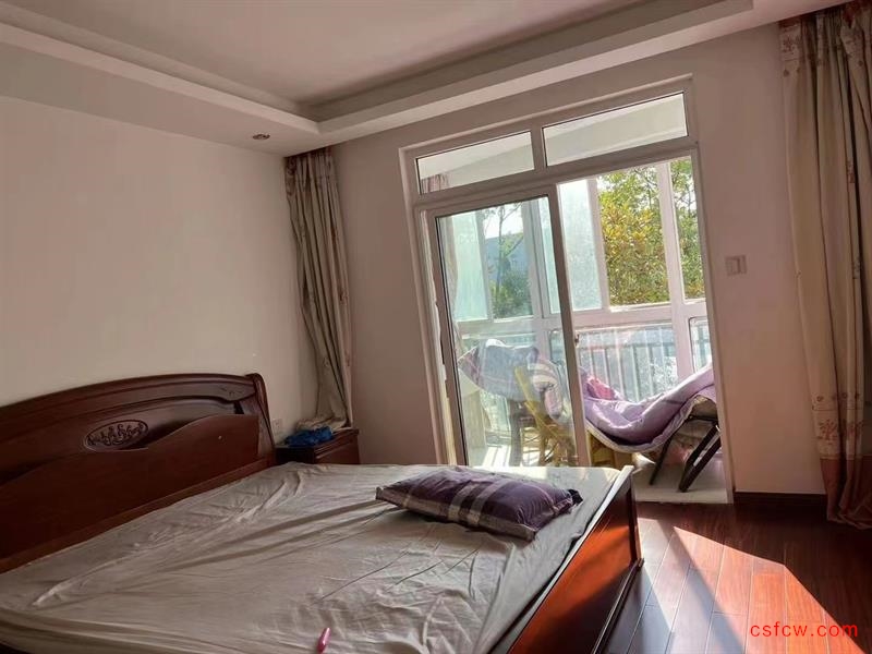 格林家园精装好房3房/2厅/2卫朝南125平米2800元/月