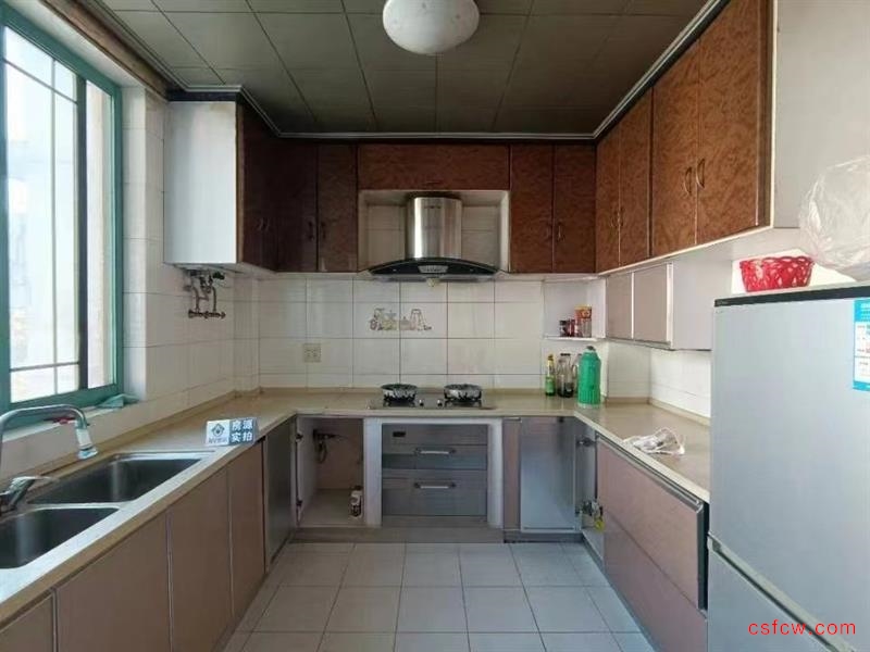 明日星城精装好房2房/2厅/2卫朝南130平米2000元/月