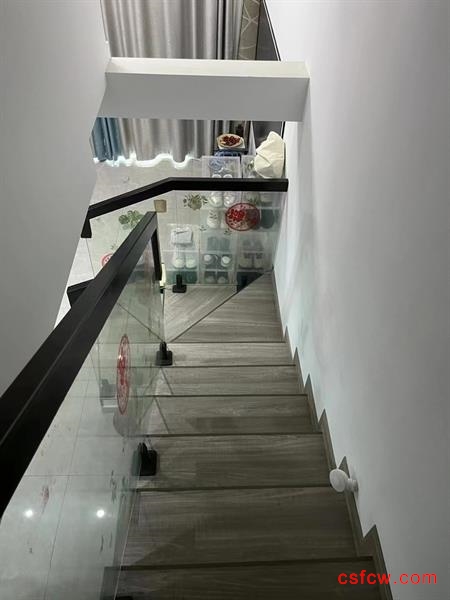 中南锦城精装好房1房/2厅/1卫朝南60平米2200元/月