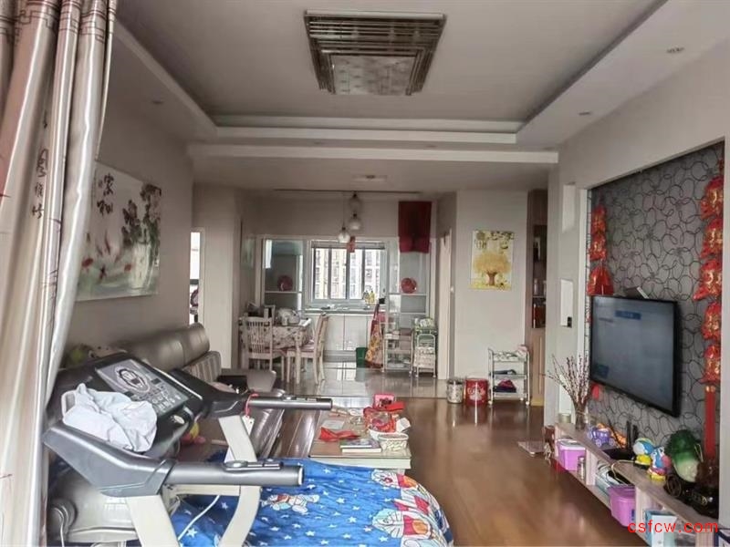 望虞花园精装好房3房/1厅/1卫朝南100平米2500元/月