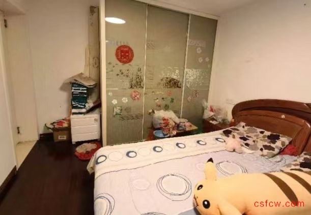 甸桥一区精装好房2房/2厅/1卫朝南69平米72万