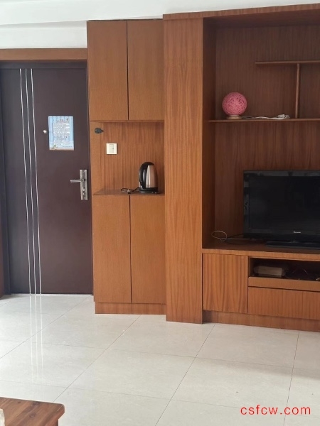 五星七区简装好房2房/2厅/1卫朝南70平米138万