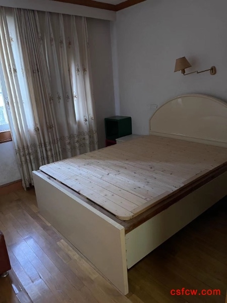 湖苑二区精装好房2房/2厅/1卫朝南82平米90万