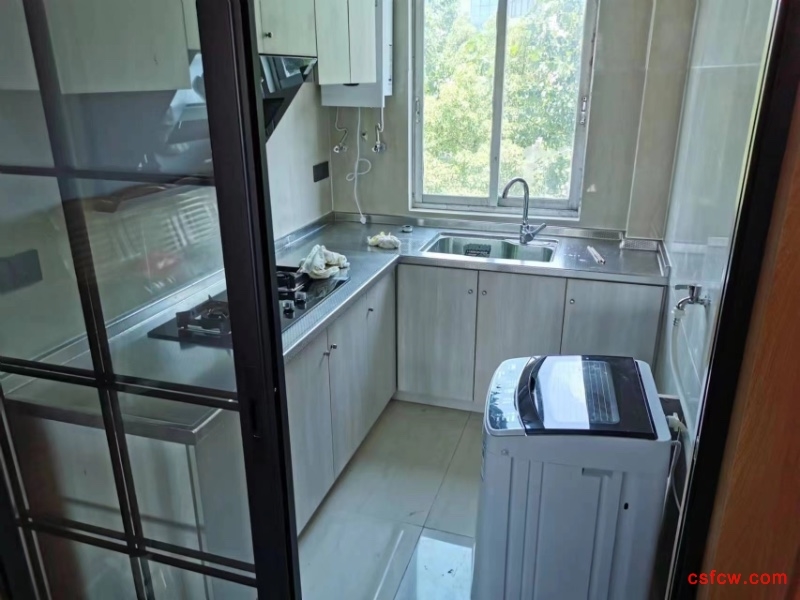 常福三区简装好房2房/2厅/1卫朝南79平米108万