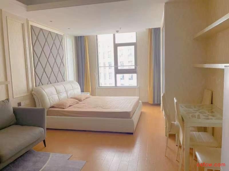 老街同德坊简装好房3房/2厅/2卫朝南121平米145万