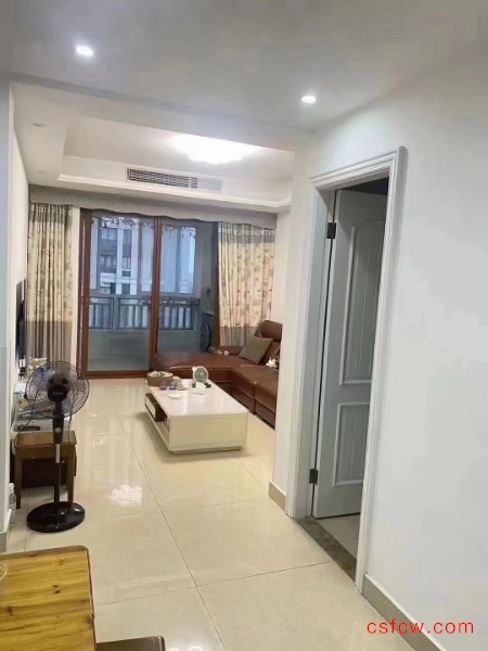 琴湖壹号精装好房2房/2厅/1卫朝南80平米112万