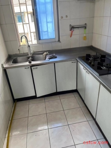 枫泾新村简装好房2房/1厅/1卫朝南61平米61万