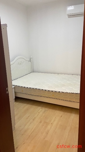 怡鑫佳苑精装好房2房/2厅/1卫朝南80平米1600万