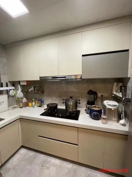 琴湖壹号豪装好房3房/2厅/2卫朝南140平米185万