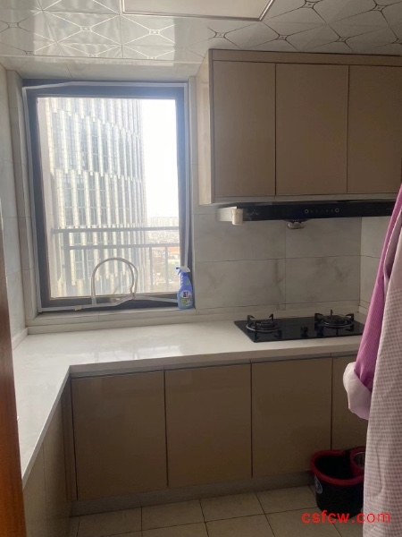 虞园新村二区简装好房2房/2厅/1卫朝南65平米138万