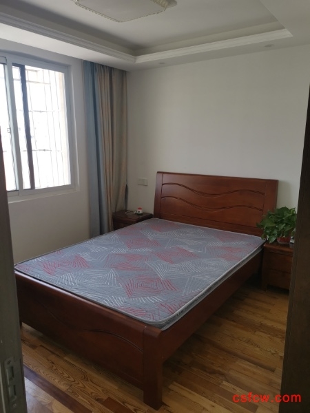 泰安新村精装好房2房朝南55平米72万