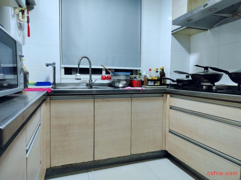 实验中学珠江路简装好房3房/2厅/2卫朝南110平米122万