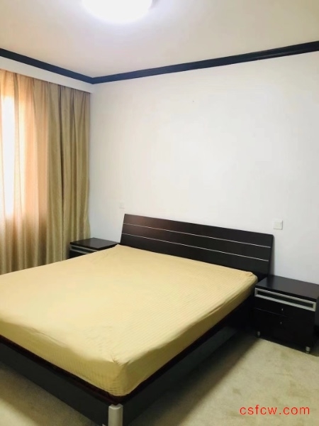 常福一区简装好房2房/2厅/1卫朝南70平米88万