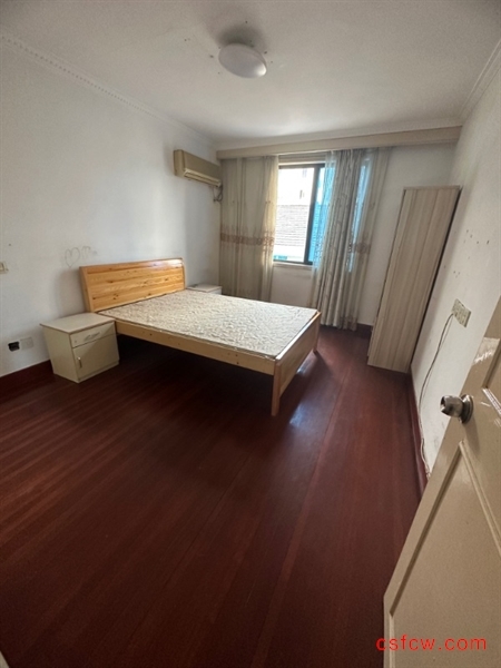 泰安新村简装好房2房/2厅/1卫朝南62平米80万