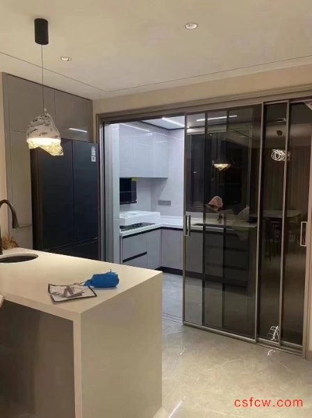 褐石源筑豪装好房5房/2厅/2卫朝南170平米450万