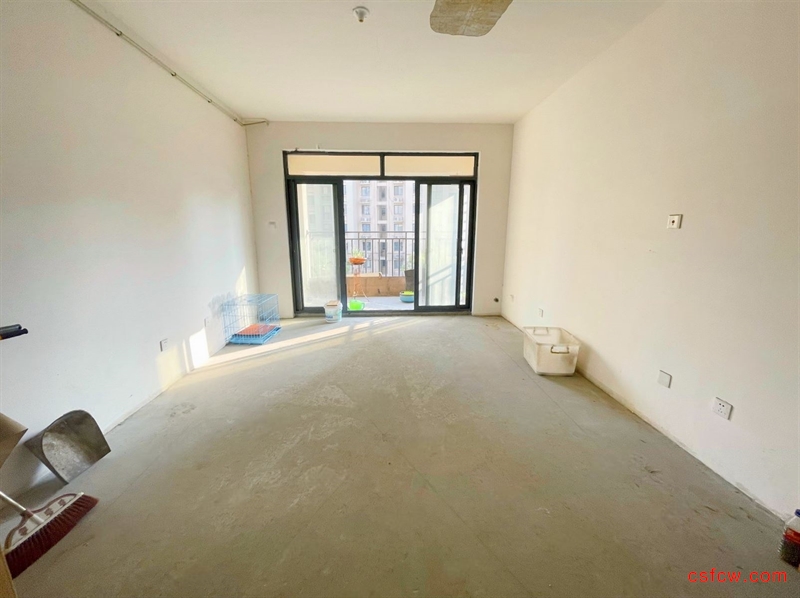 新降价房源龙蟠佳苑，房东在降21万，看房有钥匙，70年住宅