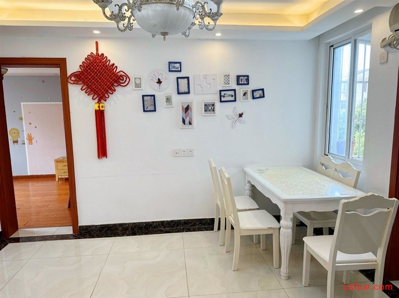 元和新村四区64平两室精装好楼层满两年有钥匙