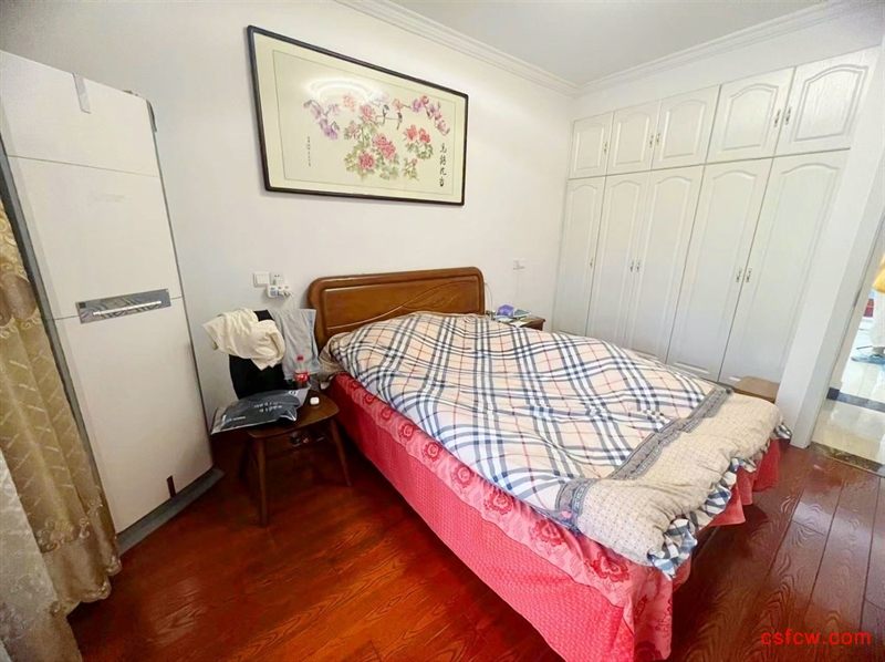 颜港新村七区交通便捷满五南北通透商业配套成熟