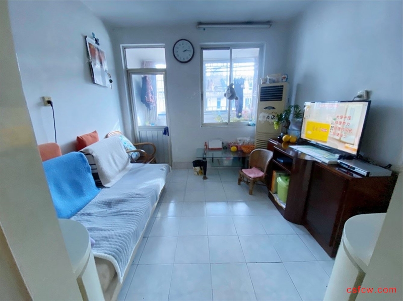 五星七区带独立大车库两房房东急售136万清爽装修随时看房