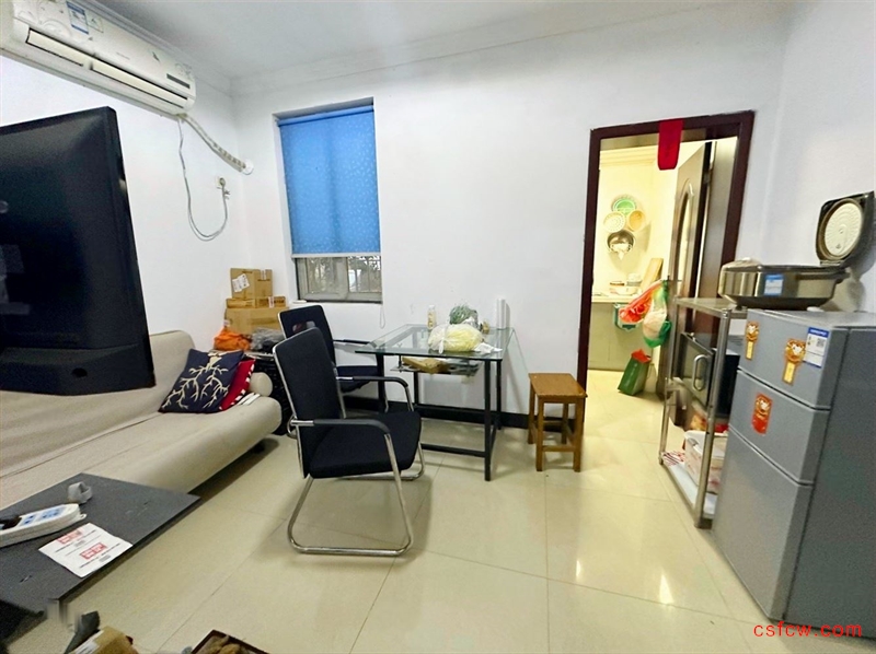 元和新村三区，1楼带院子。院子开门门口好停车