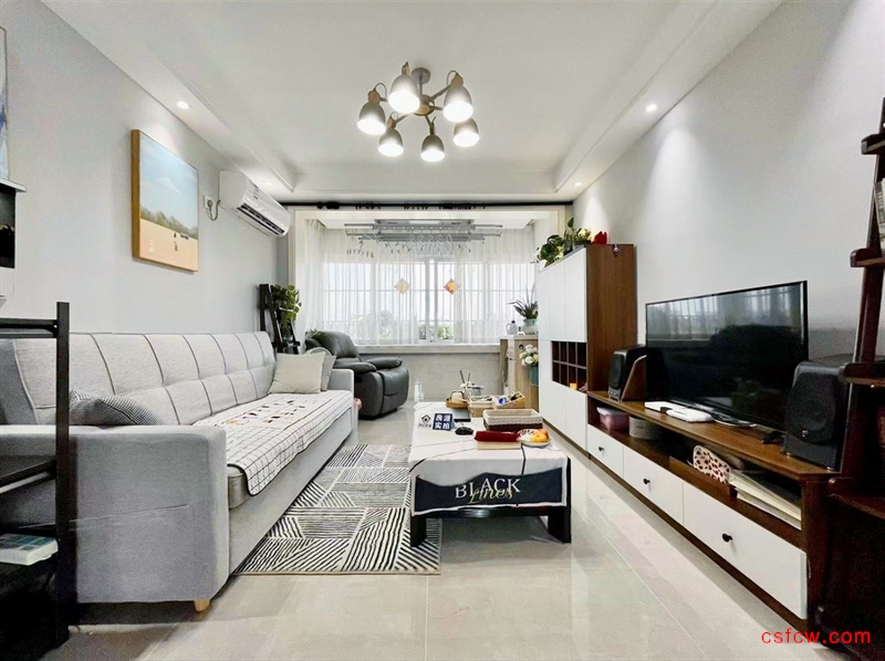 全新精装修五星七区客通阳户型豪装两房打包卖可拎包入住