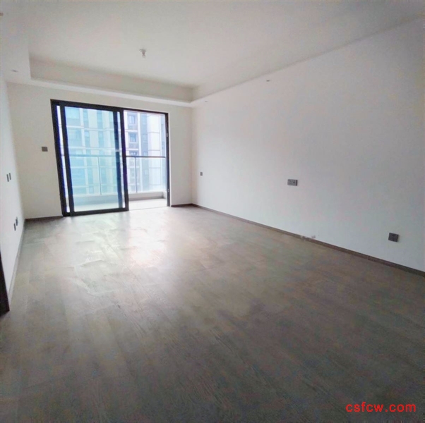 龙湖熙花园106平精装中央空调，地暖3室2厅1卫210万包