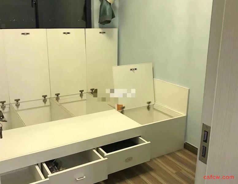 晨枫家园，3室2厅1卫，90平，精装，楼层好，满2年，95万