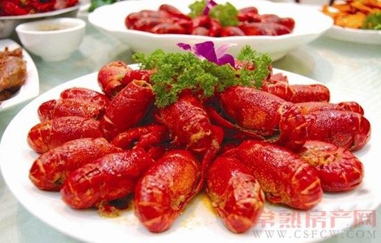 世茂御珑湾5月11日百人生日party将上演