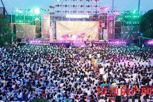 碧桂园柏悦华府齐秦狂欢音乐节完美落幕