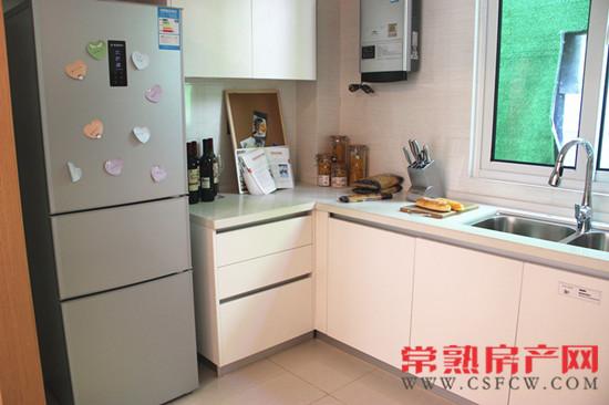 小编实探中南雅苑112m²高层样板间 美翻~