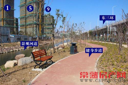 工程进度 柏悦华府首开楼栋7-11#楼封顶