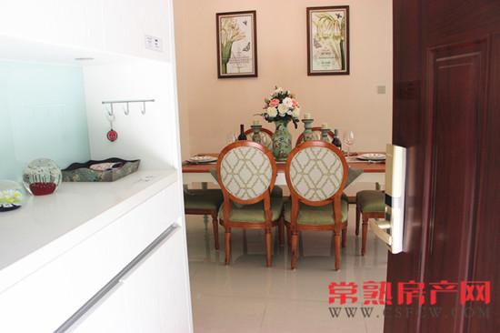 小编实探中南雅苑112m²高层样板间 美翻~