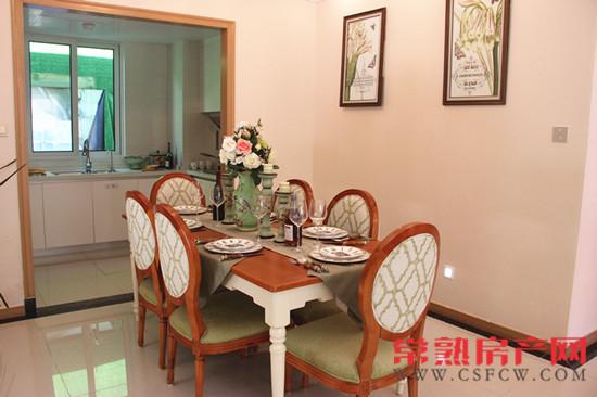 小编实探中南雅苑112m²高层样板间 美翻~