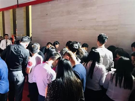 【紫宸名筑】荣耀开盘当红不让见证传奇