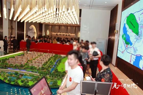 昨日尚湖发生了比C罗还震撼的事情