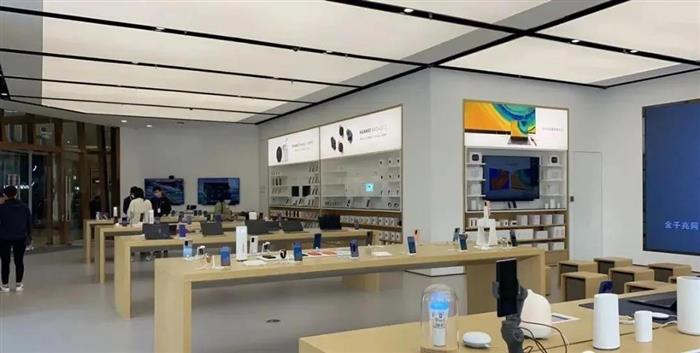 凤凰城乐“宵”遥丨包元宵、猜灯谜...一样也不少